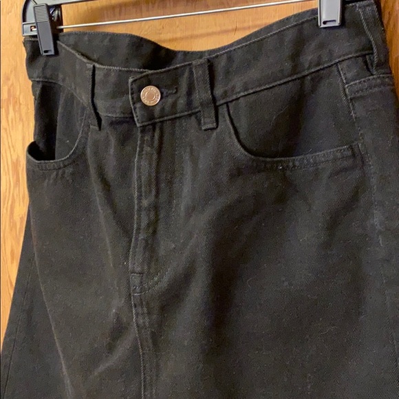 Washed Black Raw Hem Mini Skirt - Picture 2 of 4